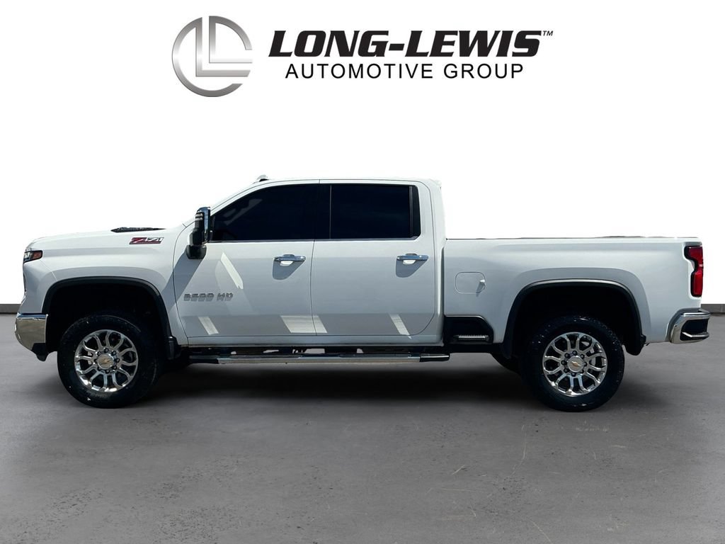 Used 2024 Chevrolet Silverado 2500 LTZ w/ LTZ Plus Package AWD/4WD image 2