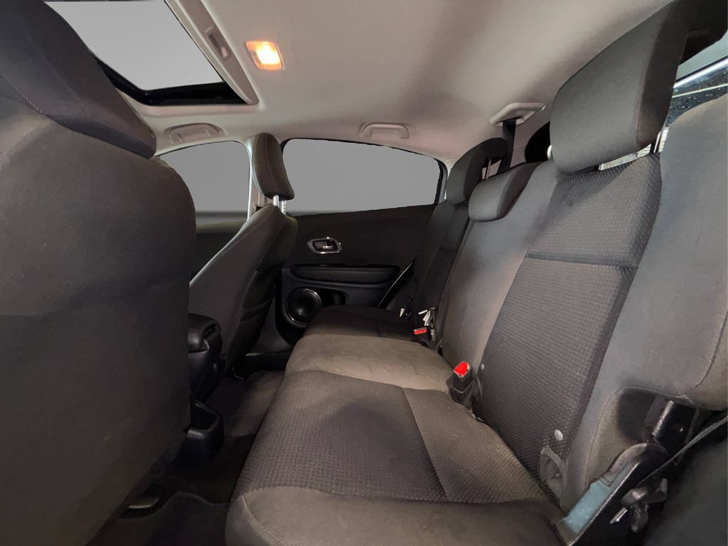 Used 2022 Honda HR-V EX image 11