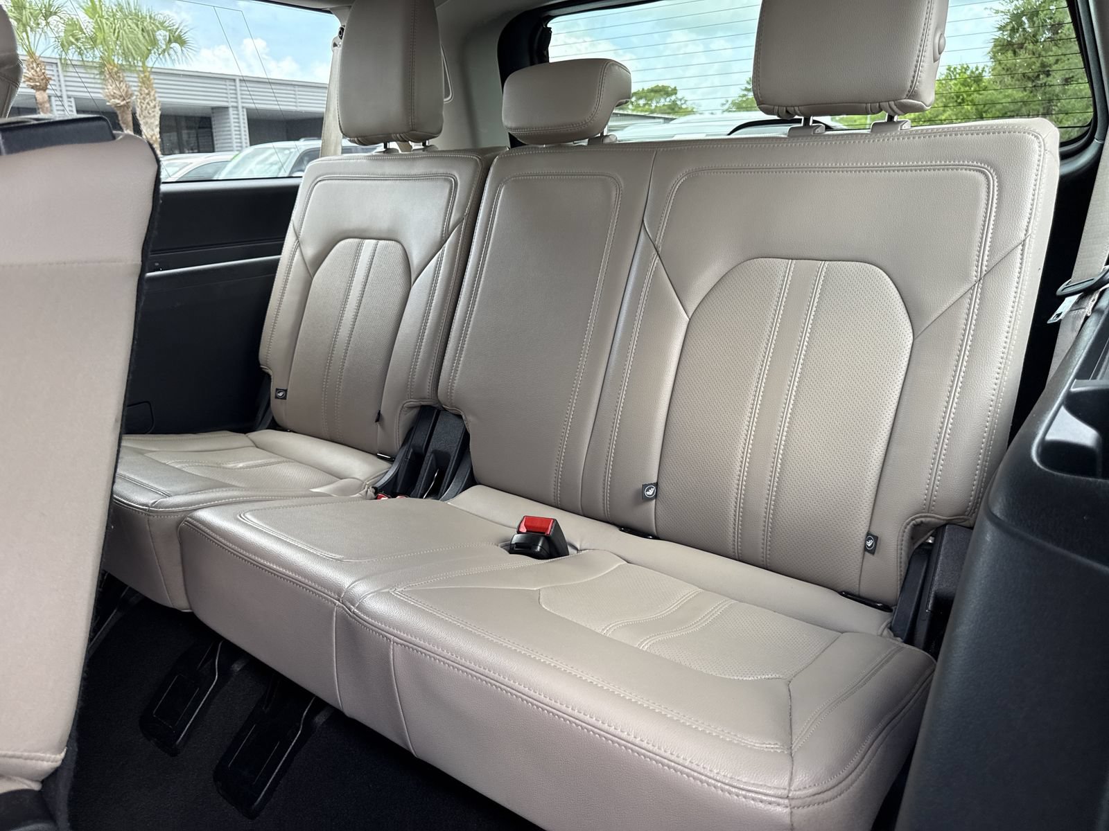 Certified 2024 Ford Expedition Max Limited RWD image 22