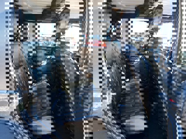 Used 2017 Jeep Wrangler Unlimited Rubicon w/ Connectivity Group image 18