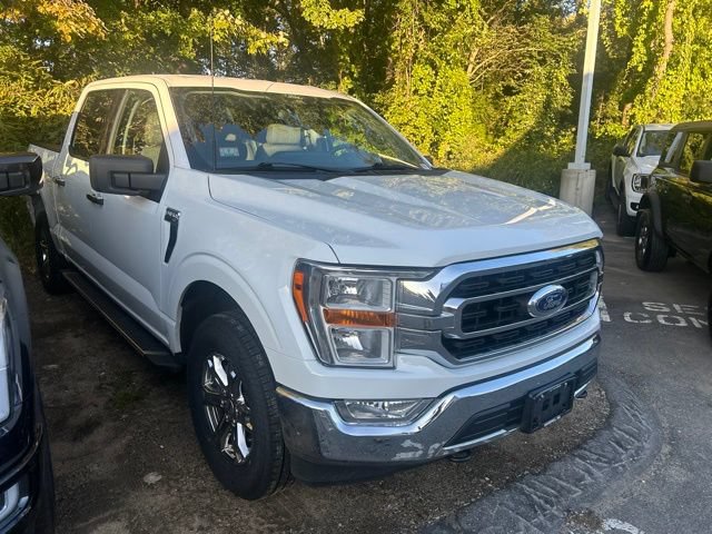 Certified 2022 Ford F150 XLT w/ Equipment Group 301A Mid AWD/4WD image 3