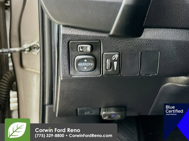 Used 2018 Toyota Corolla LE FWD image 13