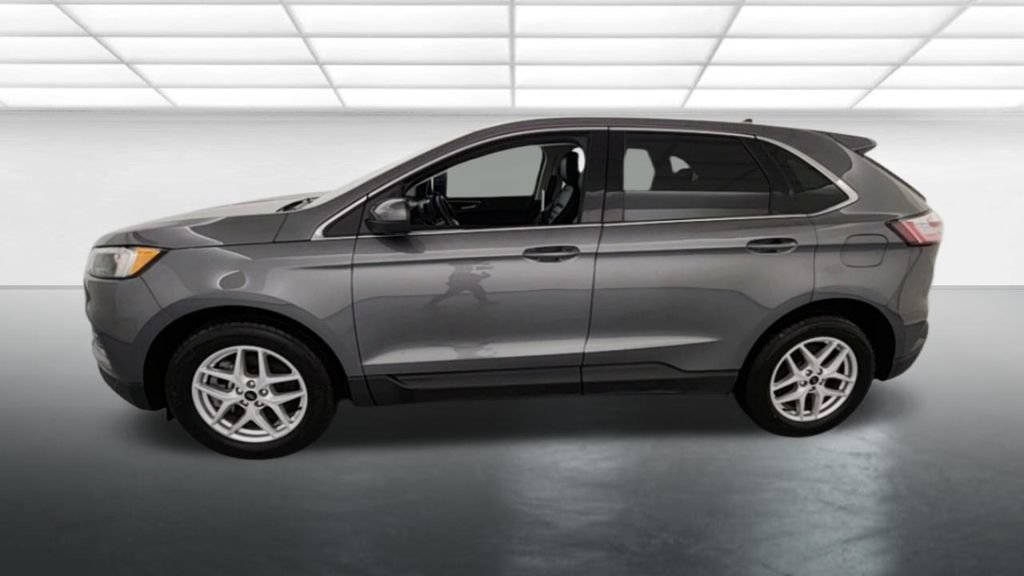 Certified 2023 Ford Edge SEL AWD/4WD image 4