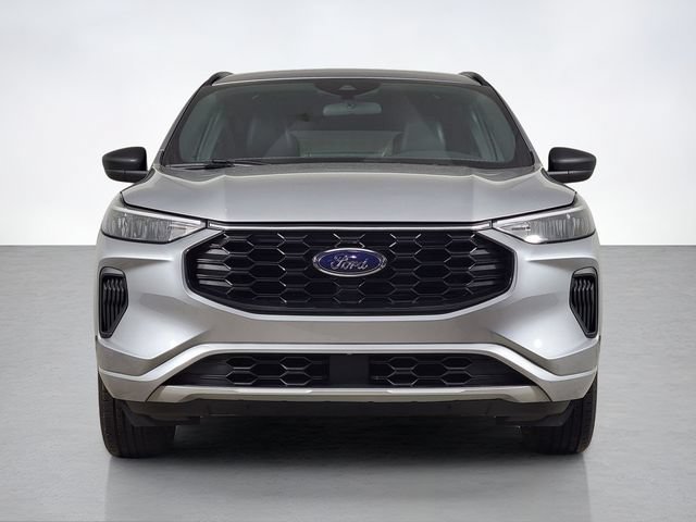 Certified 2024 Ford Escape ST-Line w/ Tech Pack #1 AWD/4WD image 8