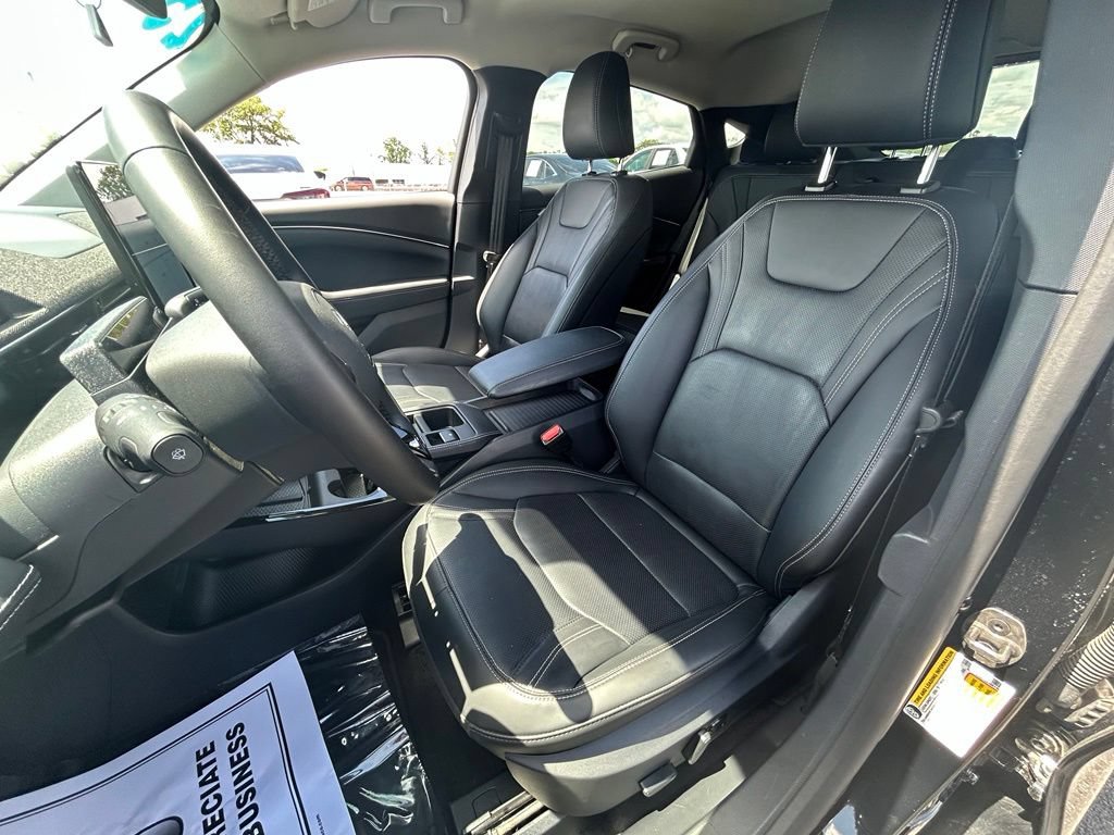 Certified 2025 Ford Mustang Mach-E Premium RWD image 15