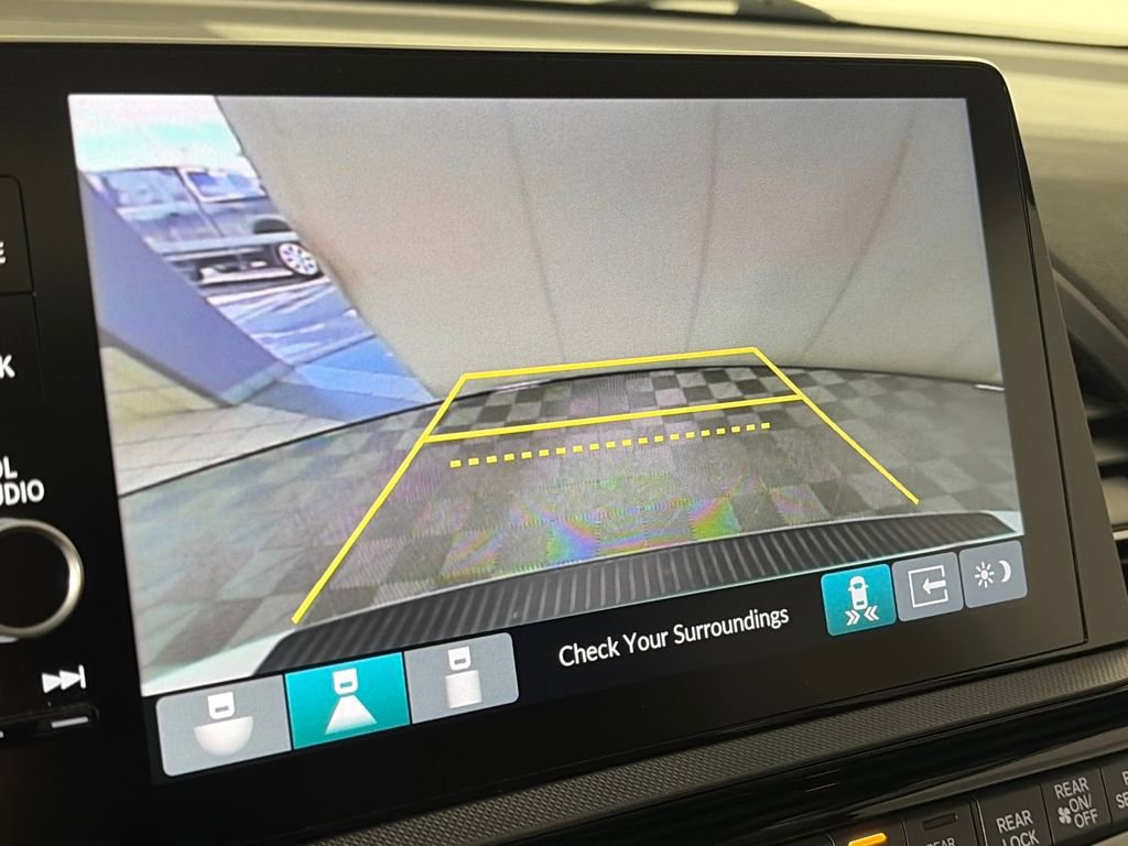 Used 2025 Honda Odyssey Elite image 19