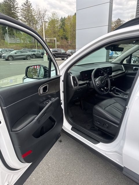 Used 2024 Kia Sorento X-Line EX AWD/4WD image 15