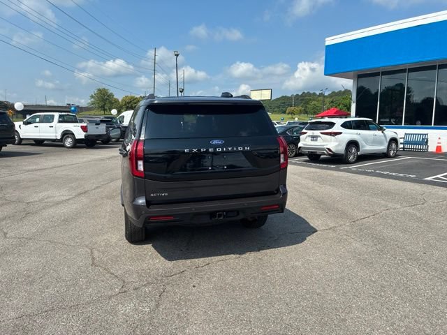 Certified 2025 Ford Expedition Active AWD/4WD image 41