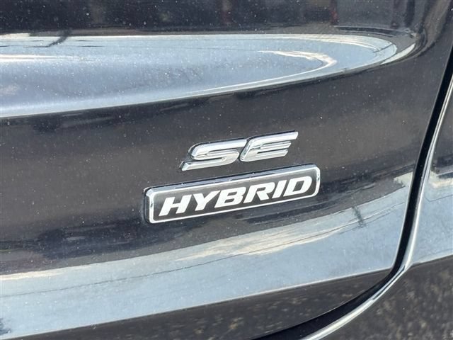 Certified 2020 Ford Fusion SE FWD image 29
