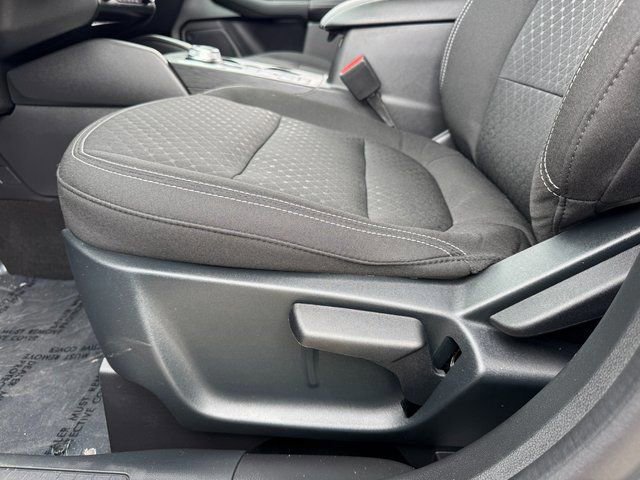 Certified 2025 Ford Escape Active w/ Cold Weather Package image 15