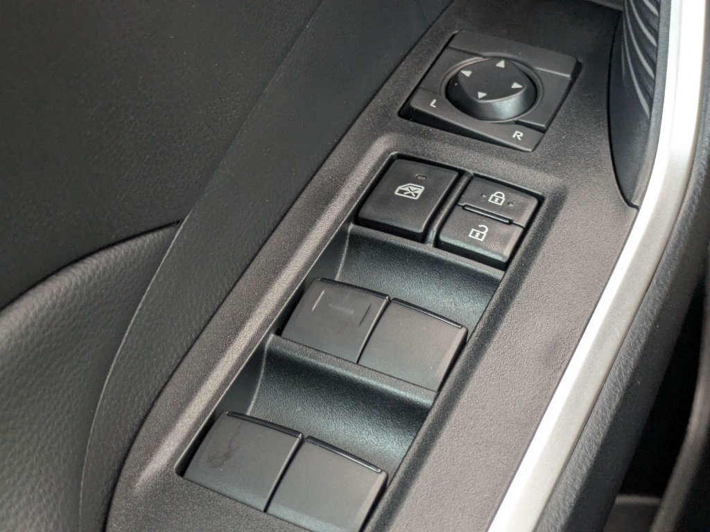 Used 2024 Toyota RAV4 LE FWD image 22