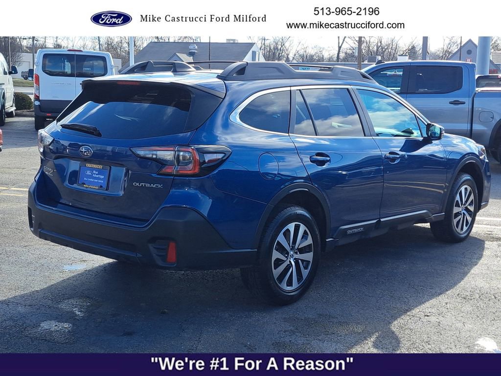 Used 2022 Subaru Outback Premium image 4