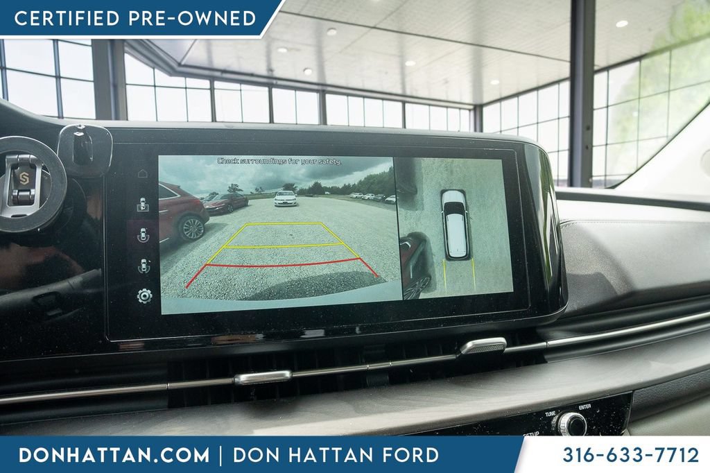 Used 2022 Kia Carnival SX FWD image 9