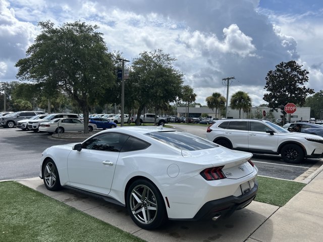 Certified 2024 Ford Mustang Coupe RWD image 7