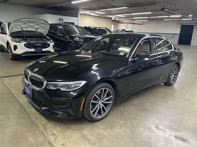 Used 2020 BMW 330i xDrive Sedan w/ Premium Package image 3