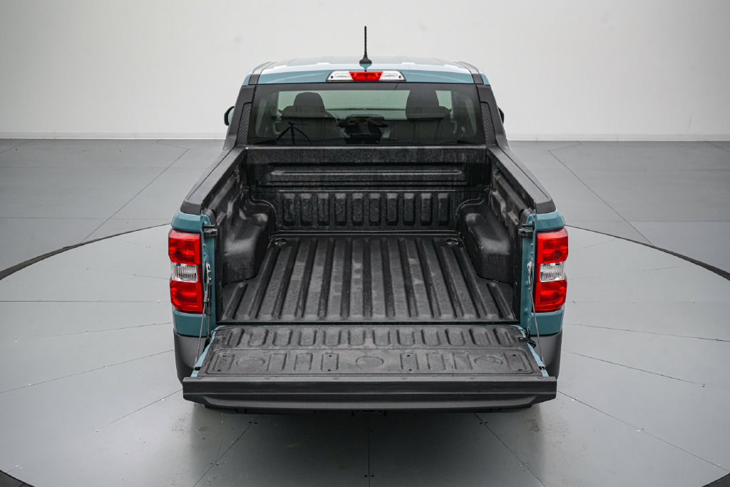 Certified 2023 Ford Maverick XLT FWD image 6