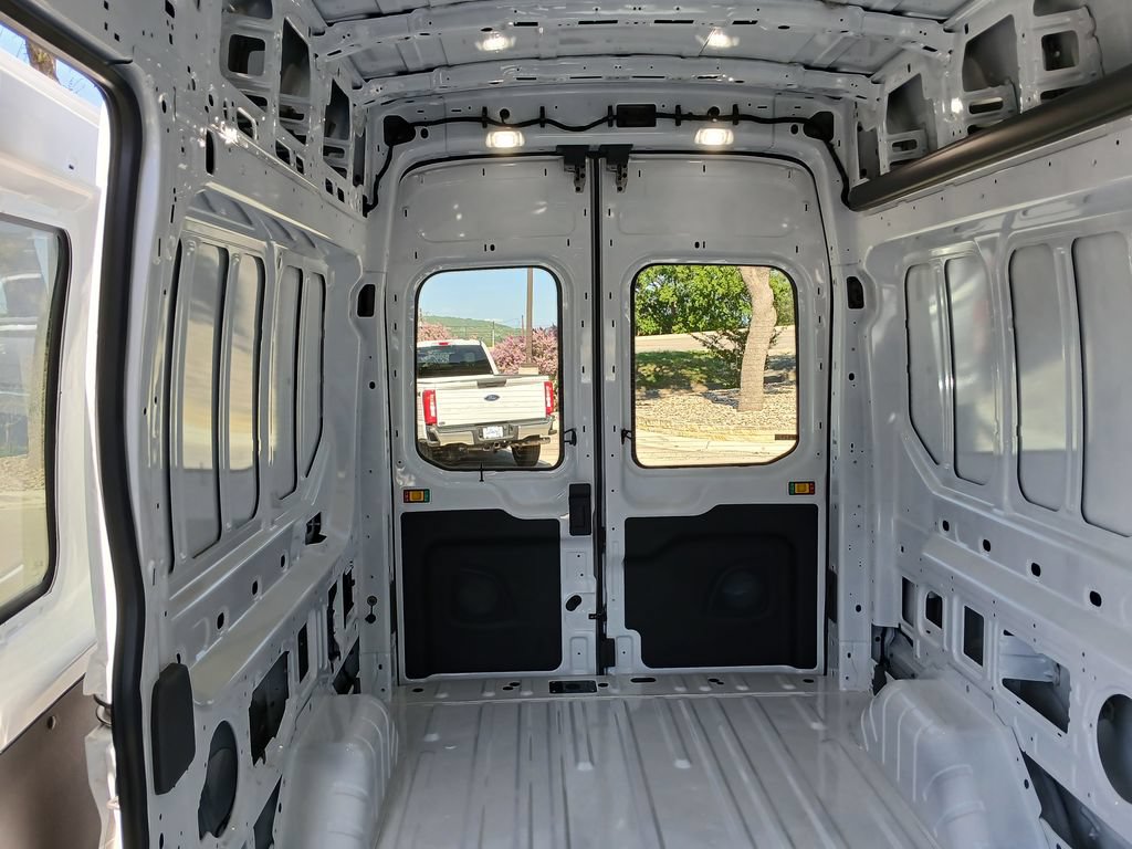 Certified 2025 Ford Transit 350 148 High Roof RWD image 4