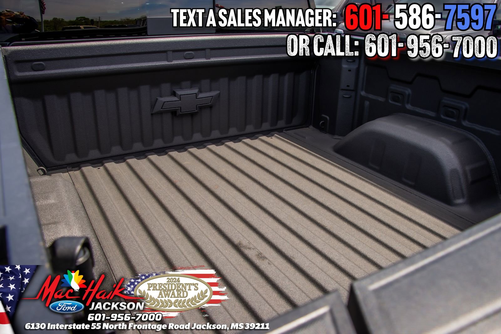 Used 2025 Chevrolet Silverado 1500 ZR2 w/ Technology Package AWD/4WD image 8