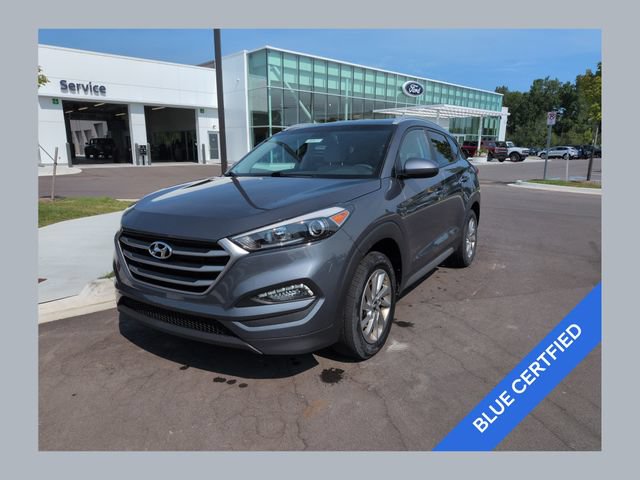 Used 2017 Hyundai Tucson SE w/ SE Popular Package 02