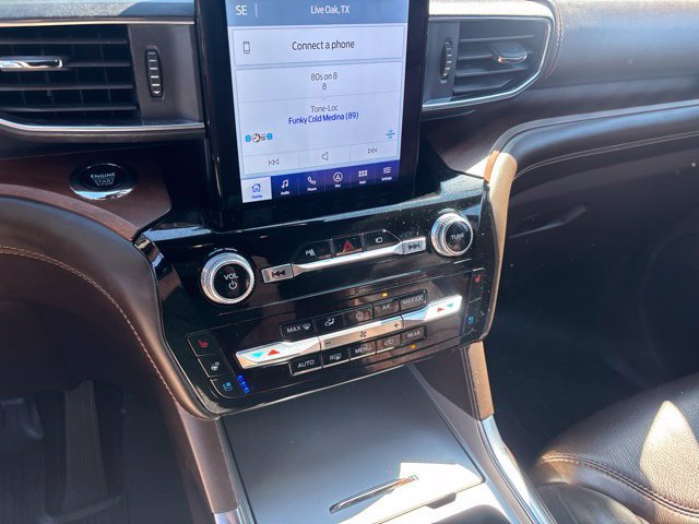 Certified 2023 Ford Explorer King Ranch w/ Technology Package AWD/4WD image 19