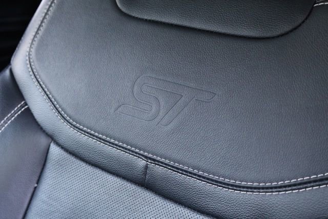 Certified 2023 Ford Explorer ST w/ Equipment Group 401A image 15