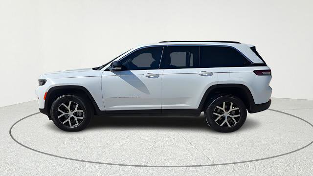 Used 2025 Jeep Grand Cherokee Limited image 5