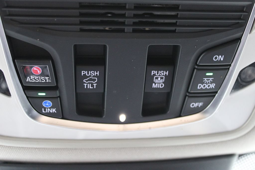 Used 2023 Acura MDX w/ Technology Package AWD/4WD image 55