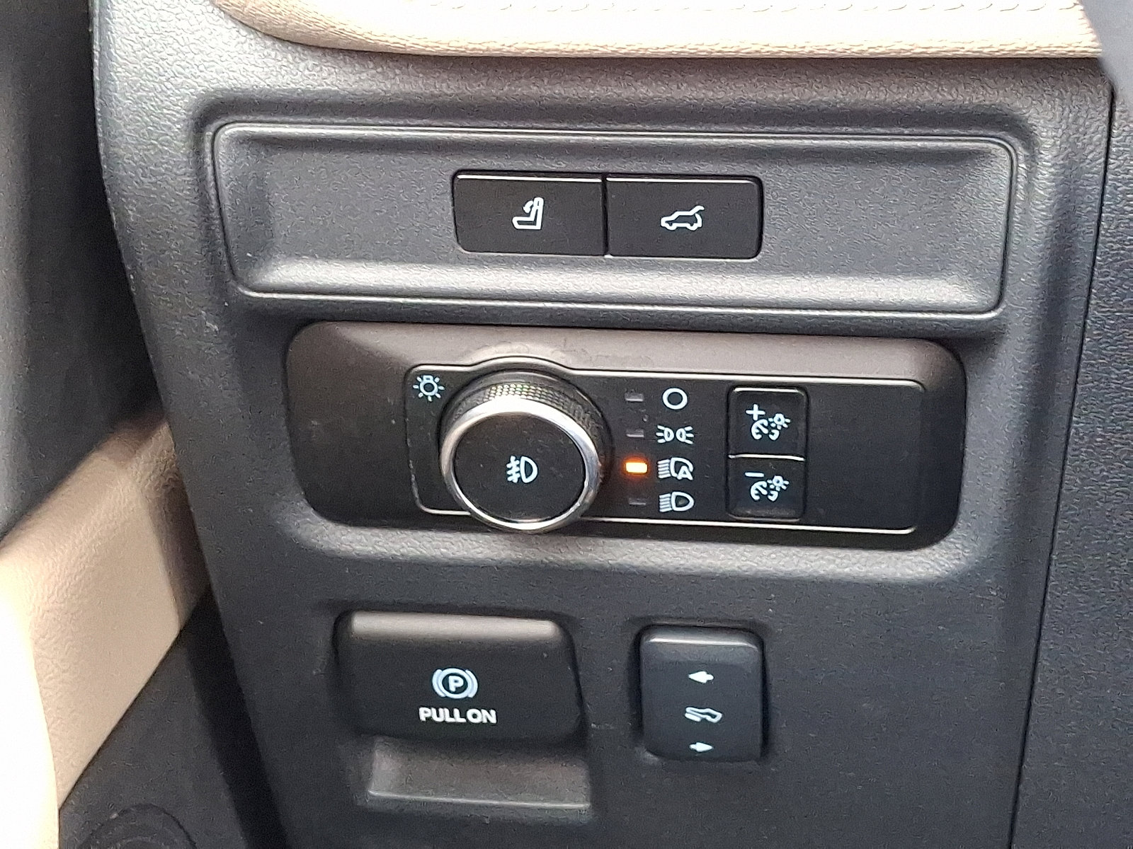Certified 2024 Ford Expedition Limited AWD/4WD image 26