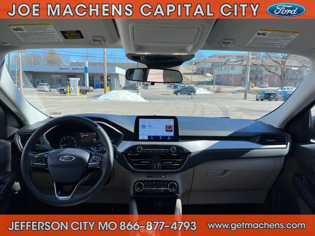 Certified 2022 Ford Escape SE w/ Convenience Package image 12