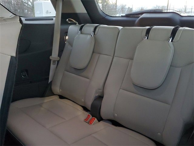 Certified 2020 Ford Explorer Platinum w/ Premium Technology Package image 26