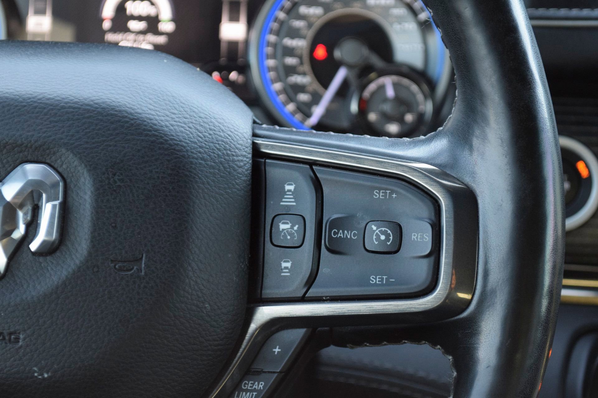 Used 2019 RAM 1500 Limited image 14