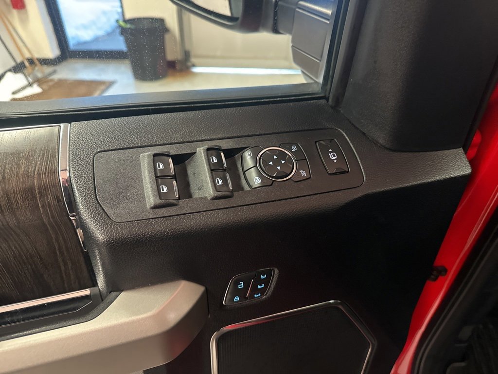 Certified 2020 Ford F250 Lariat w/ Lariat Ultimate Package image 34