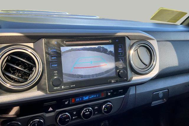 Used 2017 Toyota Tacoma TRD Sport w/ Premium & Technology Package AWD/4WD image 29