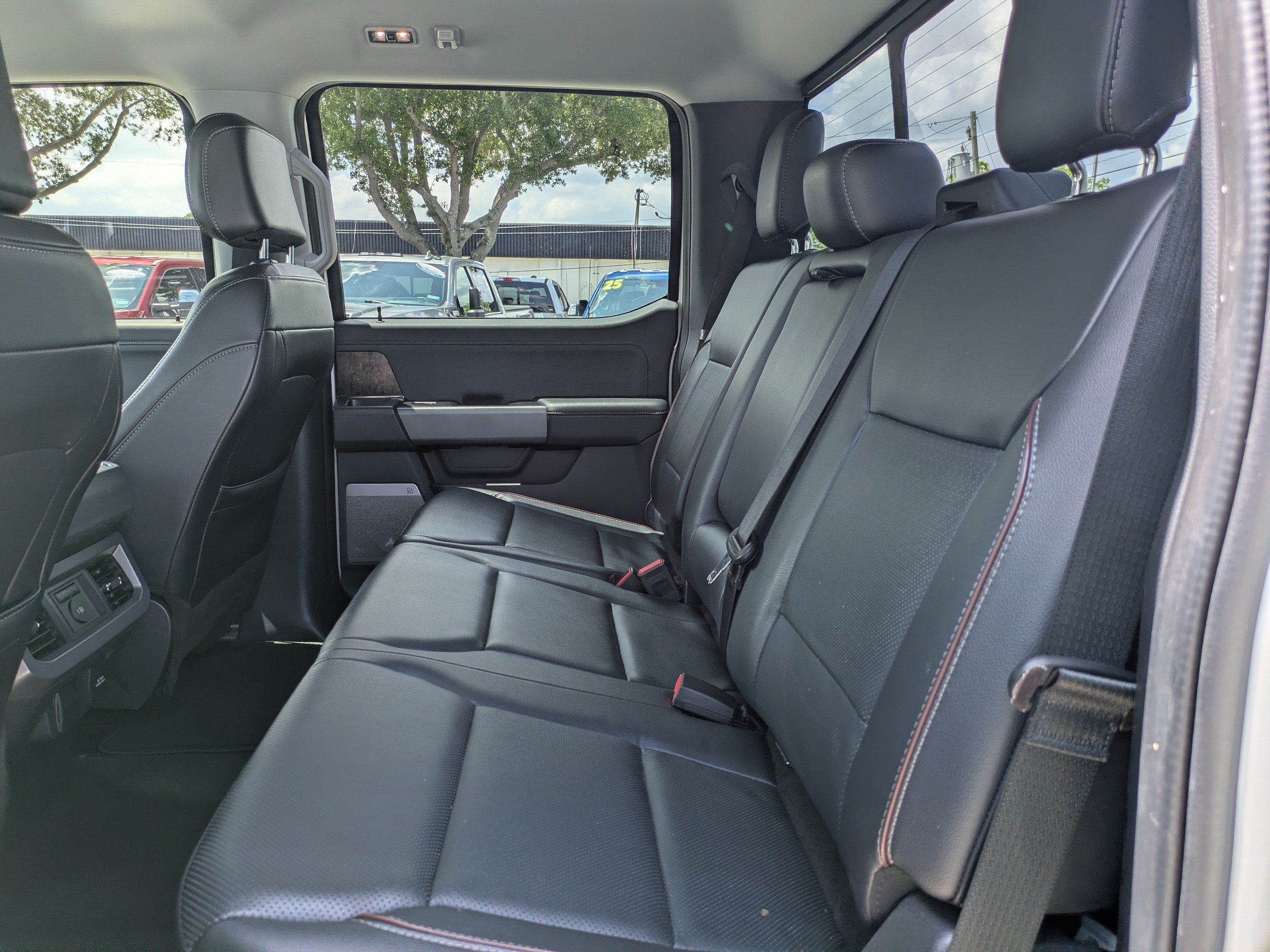 Certified 2023 Ford F250 Lariat w/ Chrome Package AWD/4WD image 14