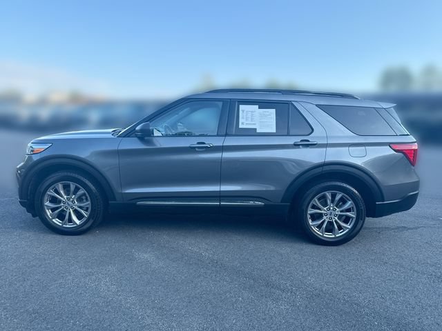 Certified 2021 Ford Explorer XLT w/ Equipment Group 202A AWD/4WD image 5