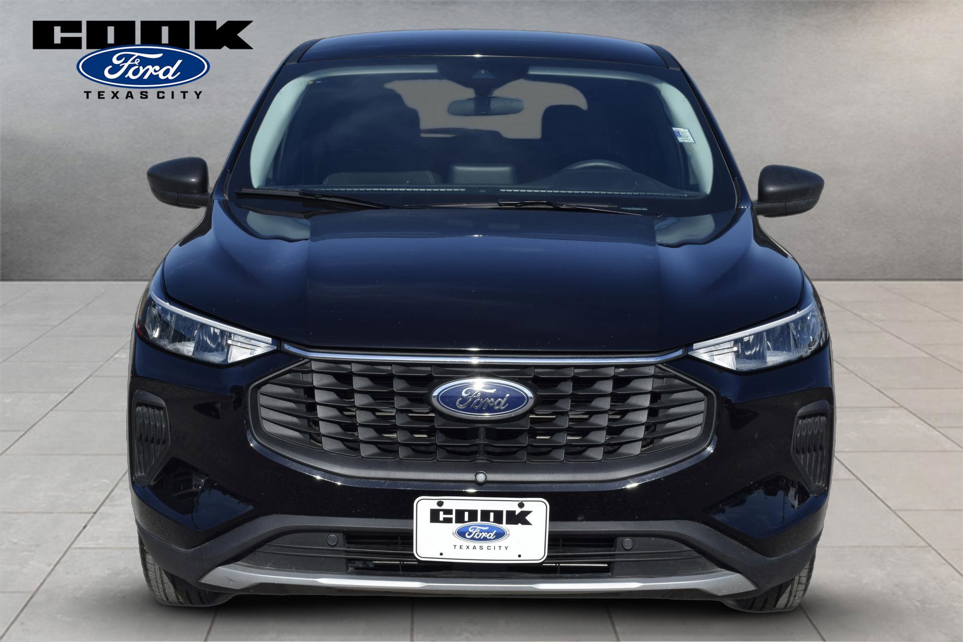 Certified 2025 Ford Escape Active FWD image 2