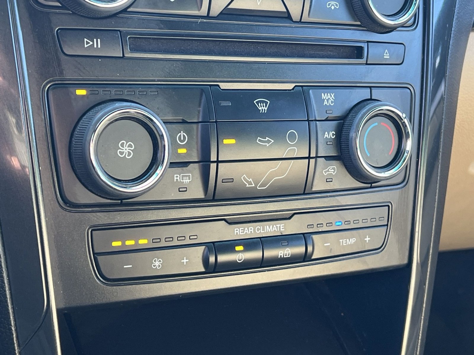 Certified 2017 Ford Explorer 4WD image 26