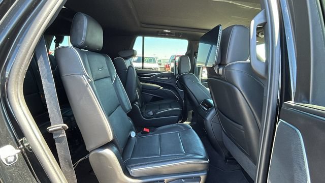 Used 2023 Cadillac Escalade Sport AWD/4WD image 13