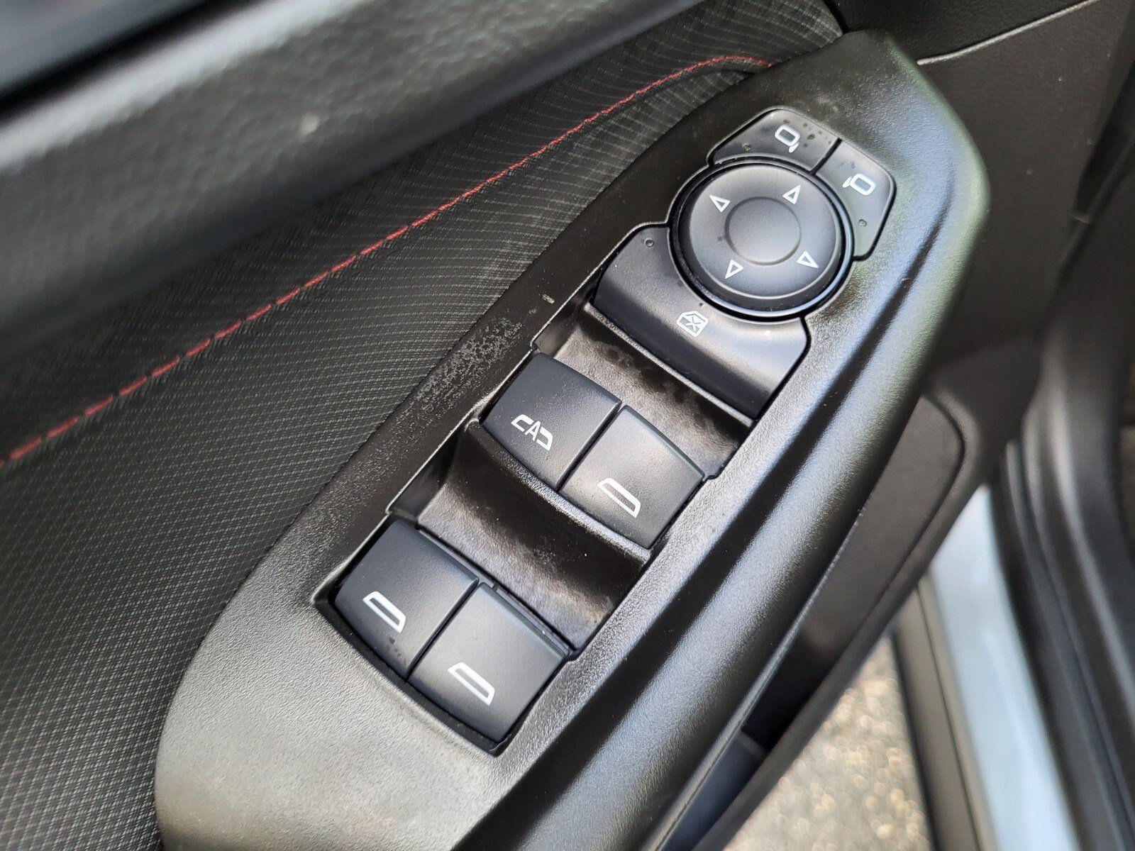 Used 2023 Chevrolet TrailBlazer RS w/ Convenience Package FWD image 18