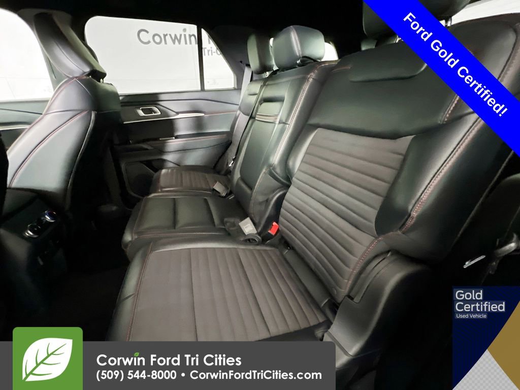 Certified 2025 Ford Explorer ST-Line w/ ST-Line Street Pack image 30