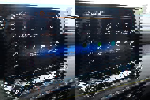 Used 2026 Chevrolet Colorado ZR2 w/ Technology Package image 27