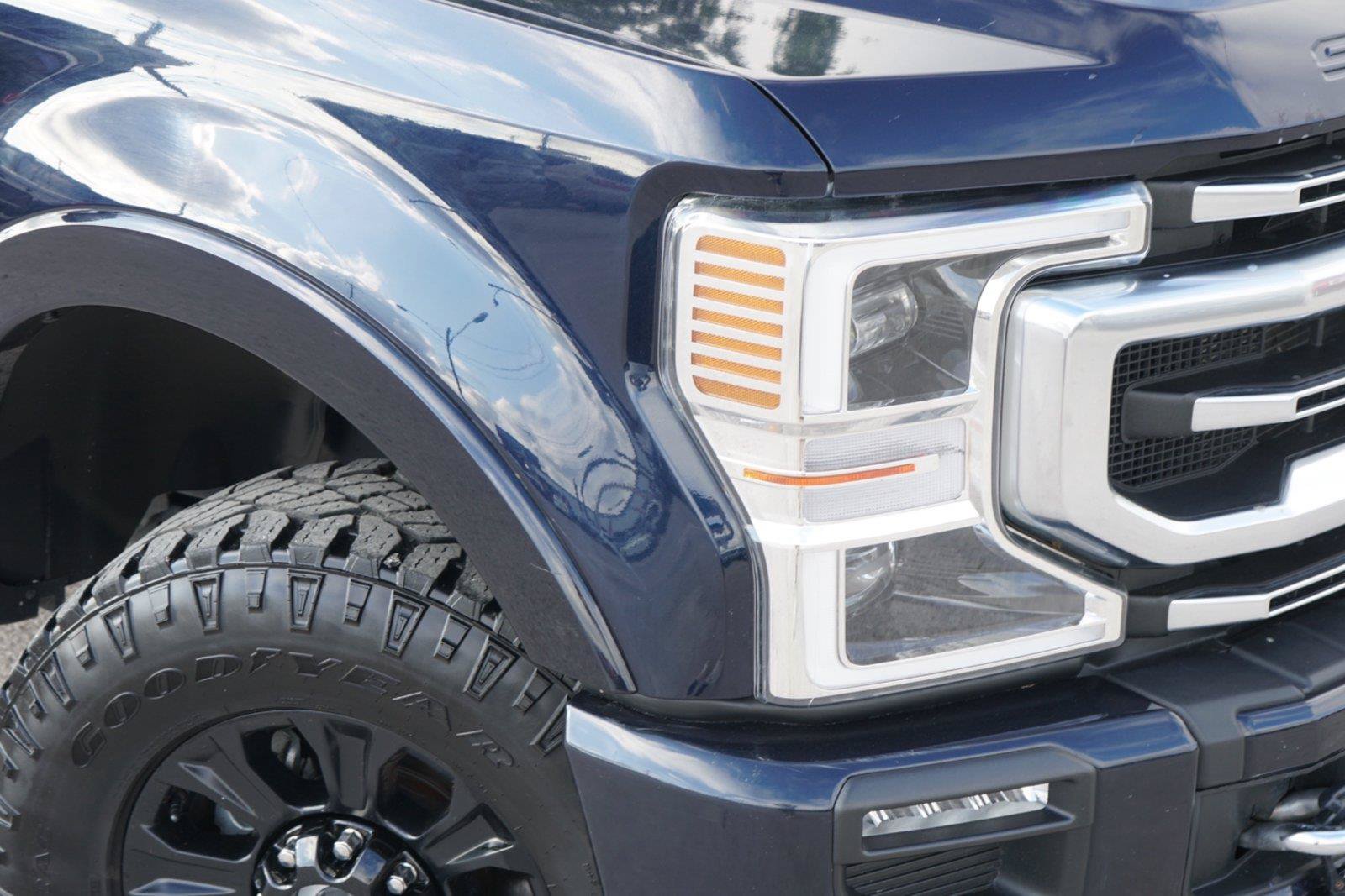 Certified 2022 Ford F350 Platinum w/ Tremor Off-Road Package AWD/4WD image 3