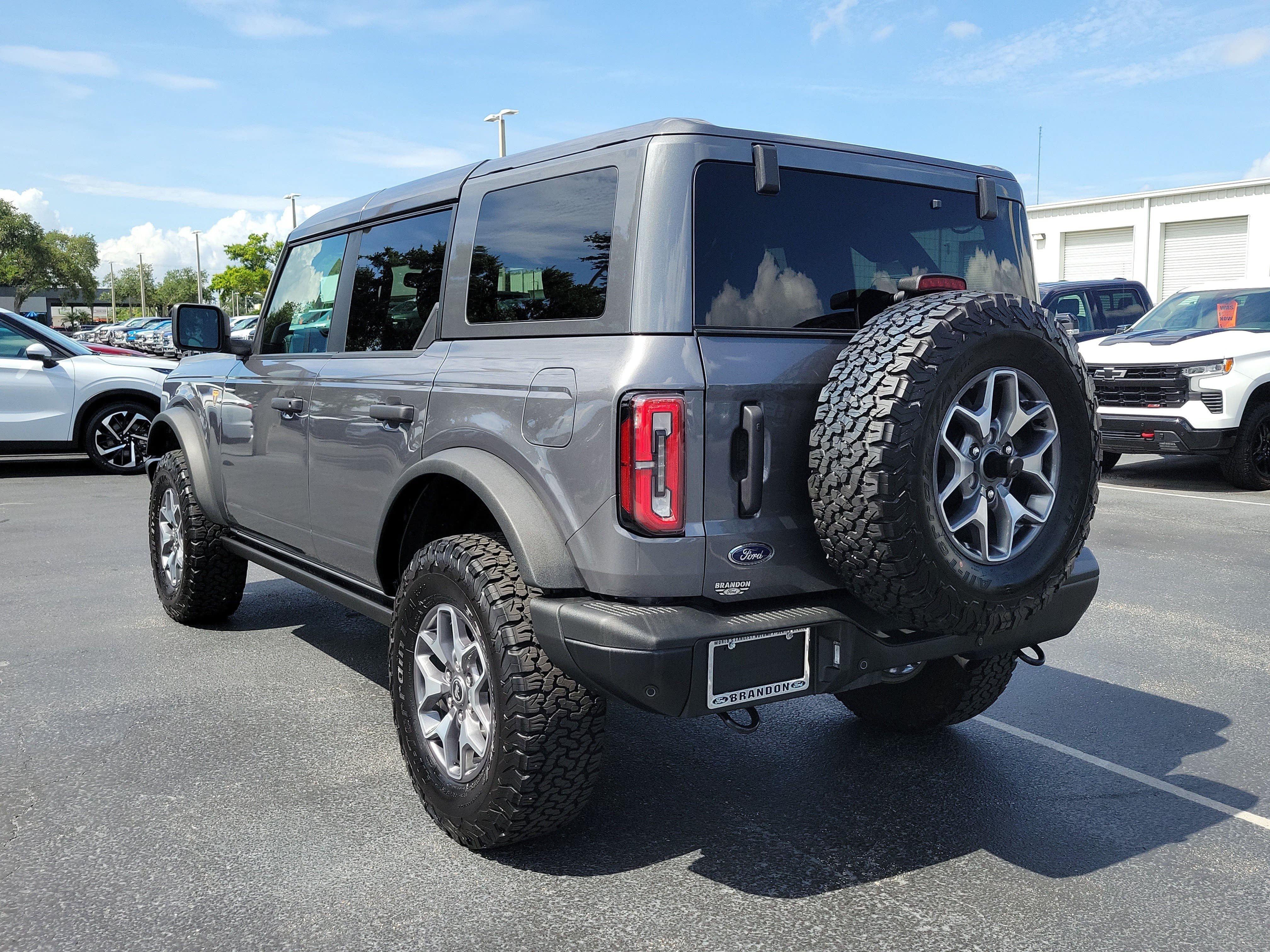 Certified 2025 Ford Bronco Badlands AWD/4WD image 7