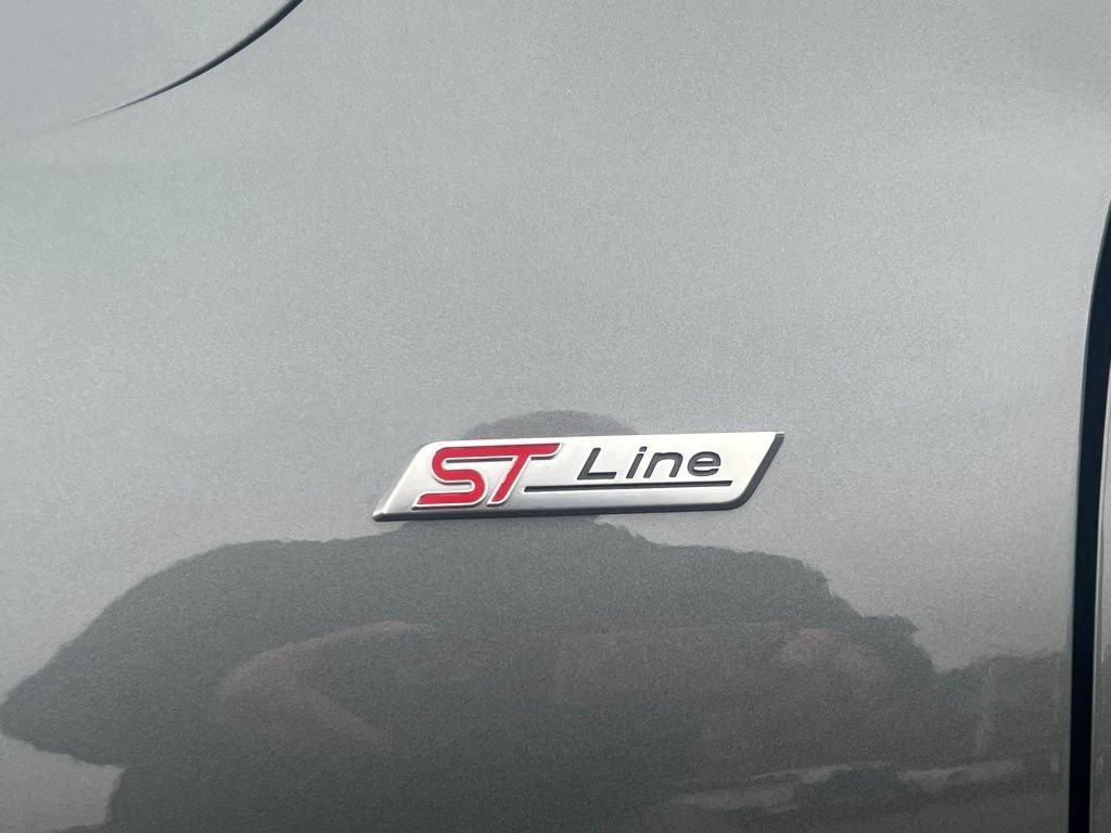Certified 2026 Ford Escape ST-Line AWD/4WD image 40