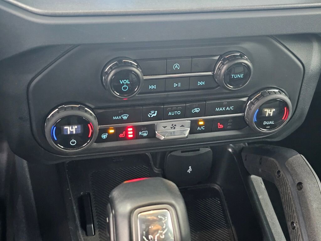 Certified 2025 Ford Bronco Badlands image 26