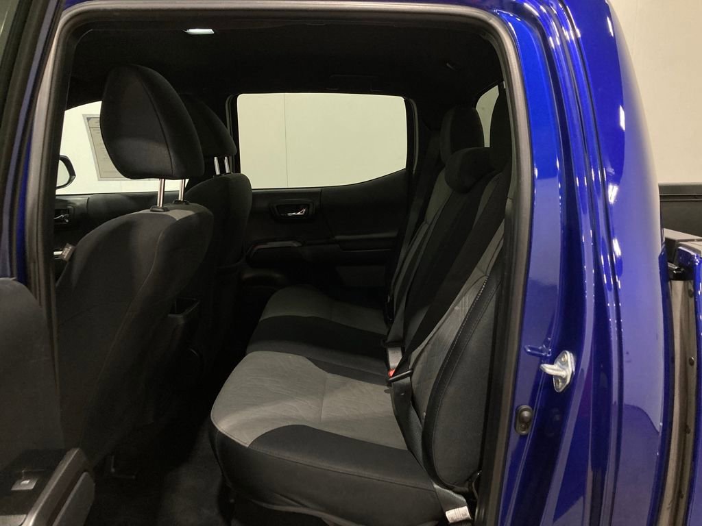Used 2023 Toyota Tacoma TRD Sport image 15
