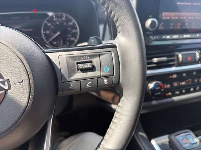 Used 2022 Nissan Pathfinder SV FWD image 40