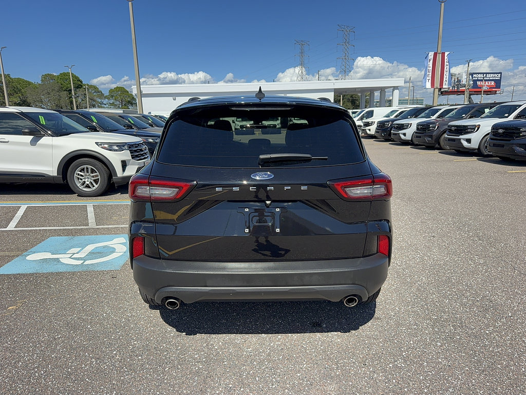 Certified 2025 Ford Escape ST-Line FWD image 6