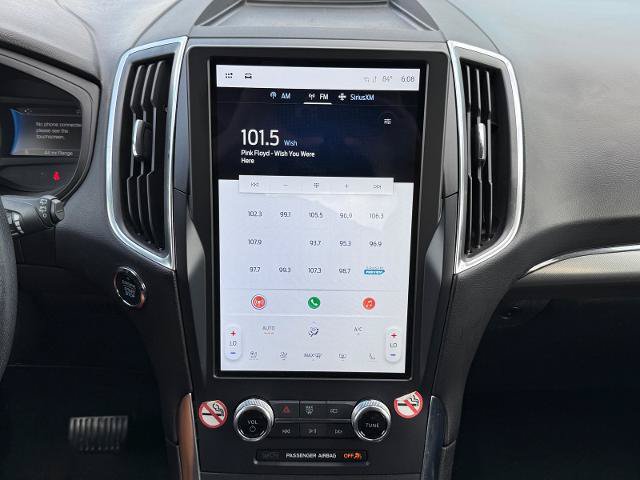 Certified 2024 Ford Edge Titanium AWD/4WD image 17