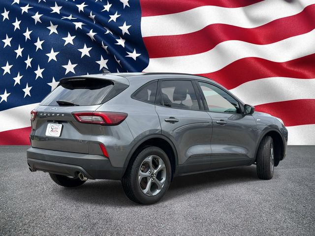 Certified 2025 Ford Escape ST-Line Select AWD/4WD image 6